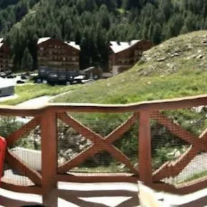 Allos, Pieds Des Pistes, A 10 Minutes De La Base De Loisirs , Allos France